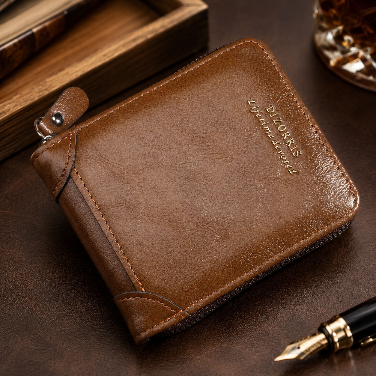 Cartera vintage corta para hombre con cierre de cremallera completo y diseño tríptico
