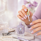 💅 ¡Compra 1 y llévate 1 gratis! ✨ Fortalecedor de uñas lila con brillo espejo
